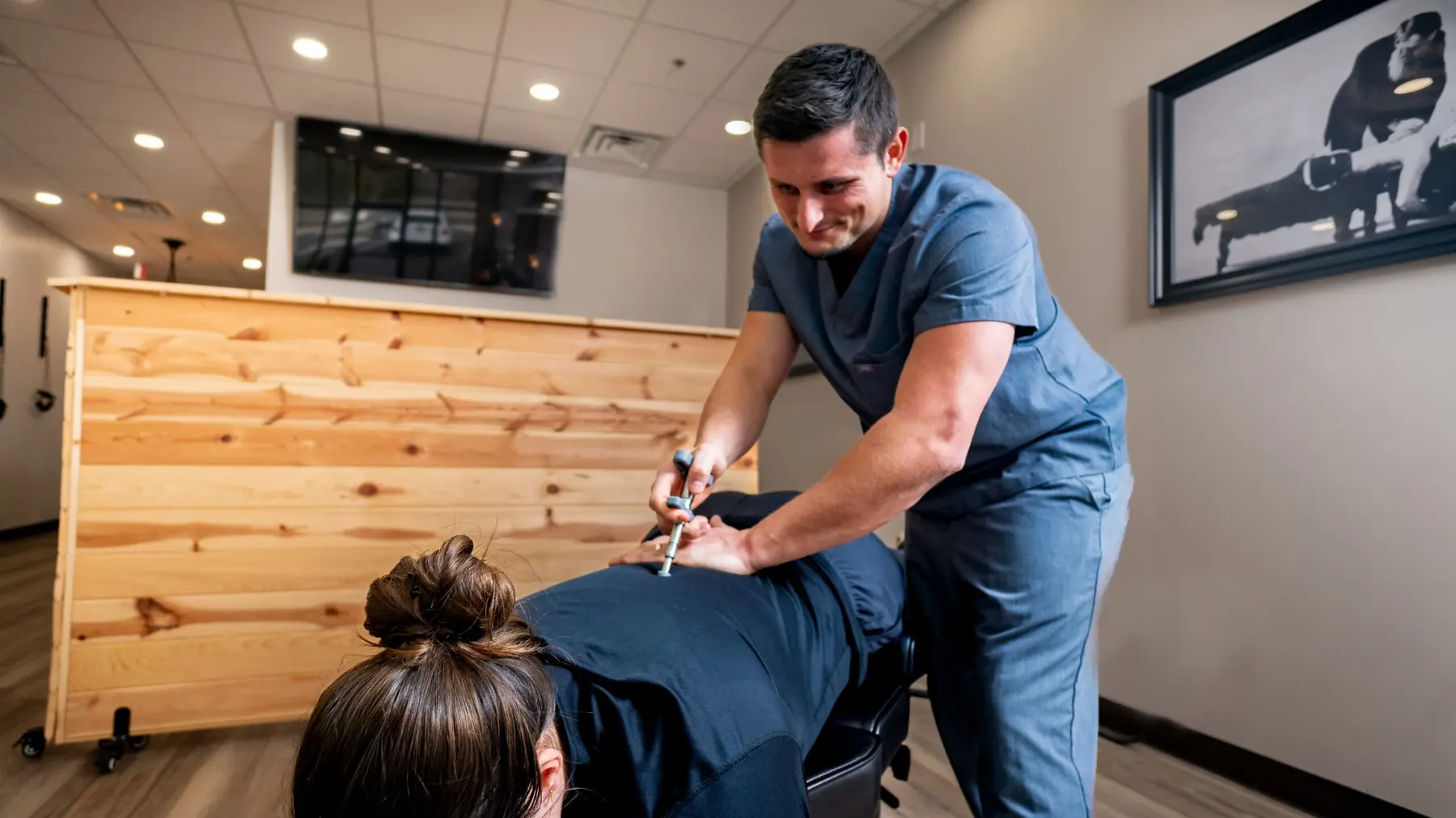 Dr. Palmer performing upper cervical evaluation in Gallatin TN
